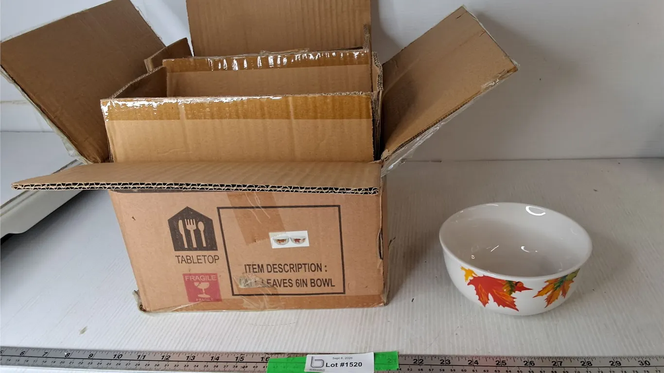 (12) Leaf Style Bowls