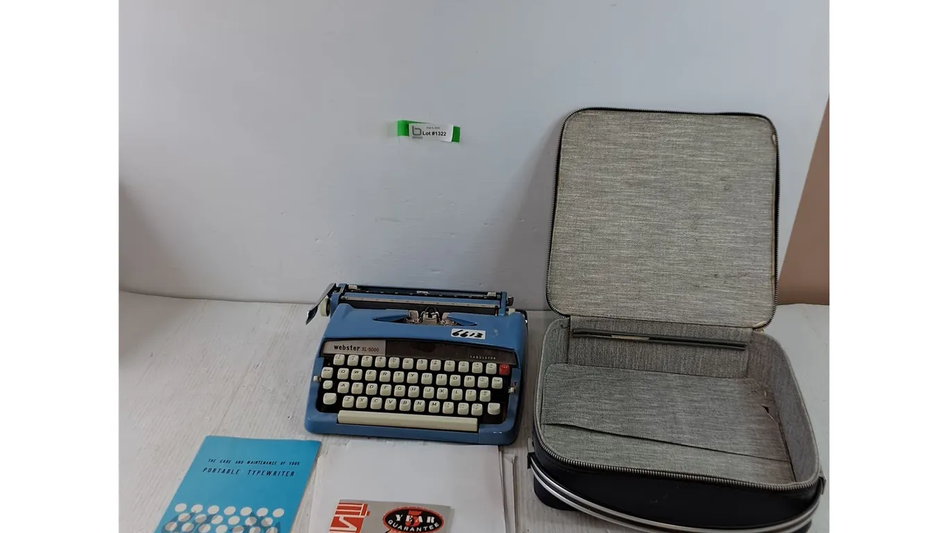 Webster XL-5000 Tabulator Portable Typewriter with Manual, Warranty, Spare Paper, Carry Case