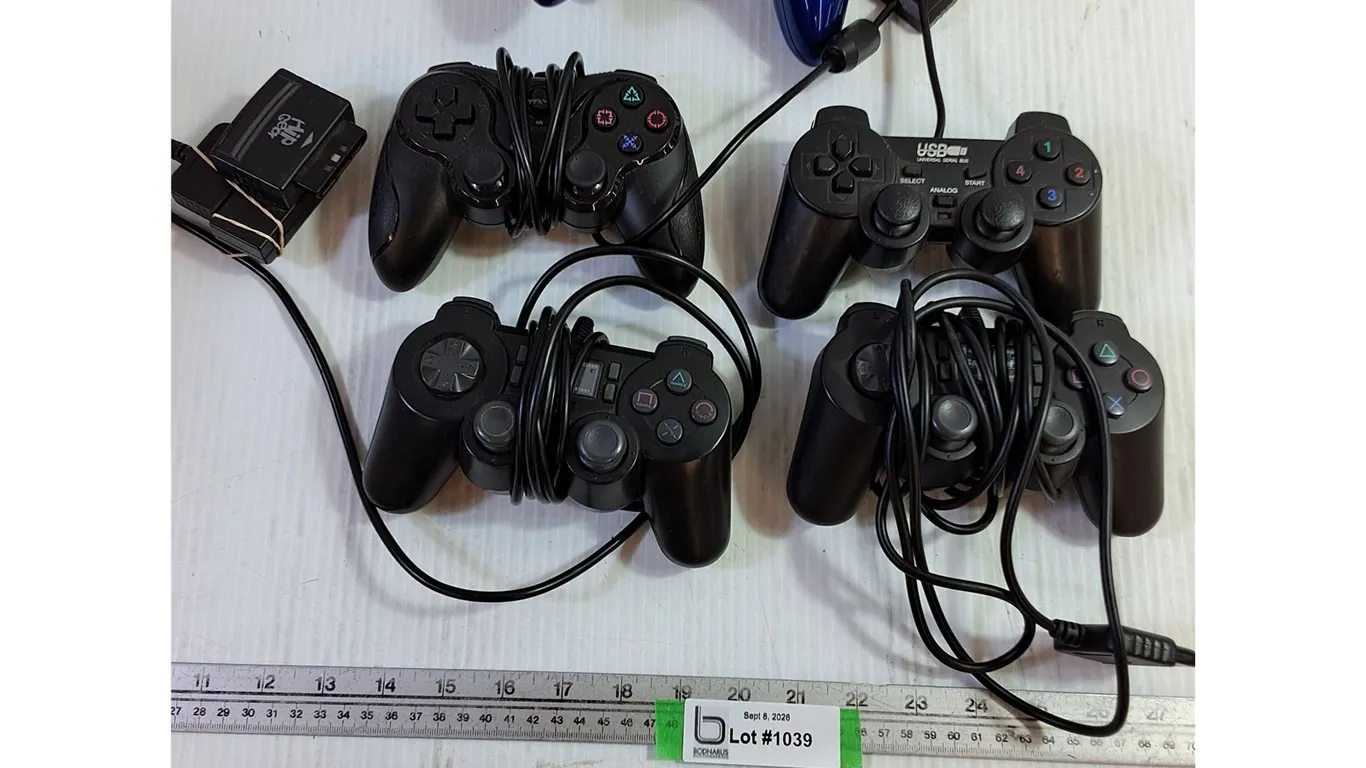 (5) Videogame Controllers - Playstation Turbo, USB, TTX Tech