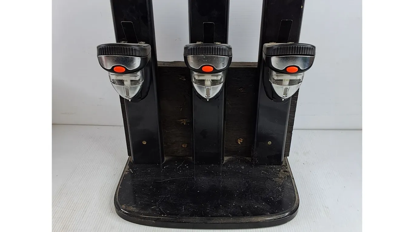 3 Bottle Dispenser