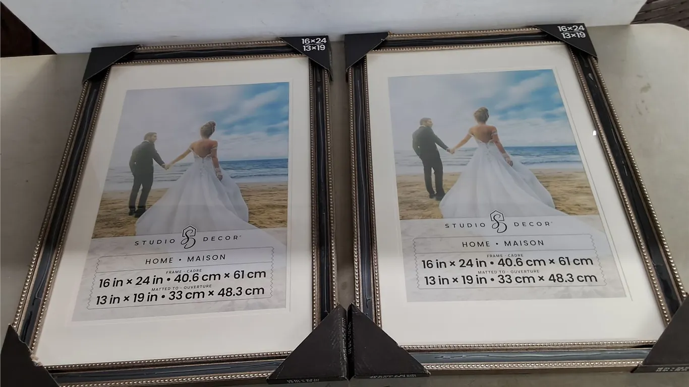 (2) Picture Frames