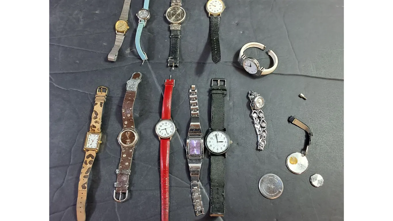 Assorted Watches & Watch Parts - Accutime, Geneva, Timex, Cardinal, Howk, Stella&Dot