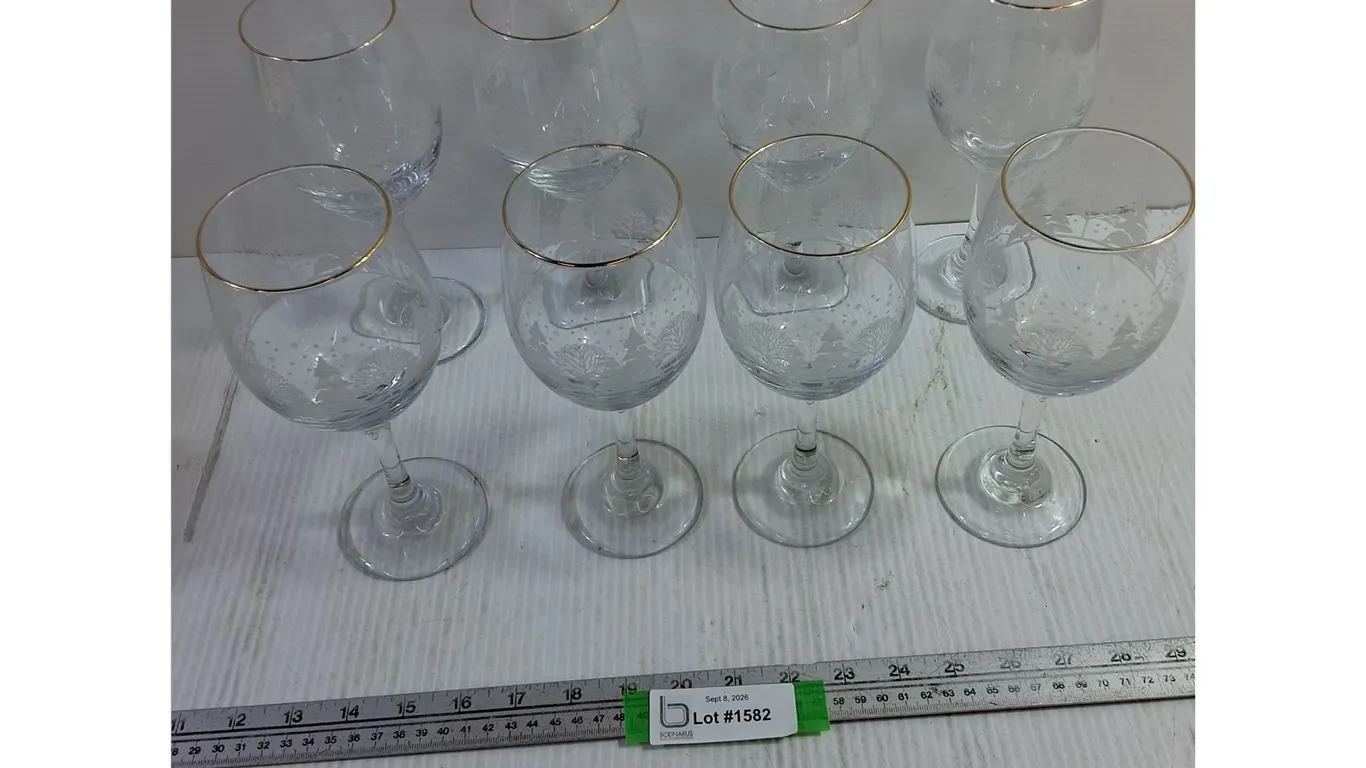 (8) Winter Theme Wine Glasses