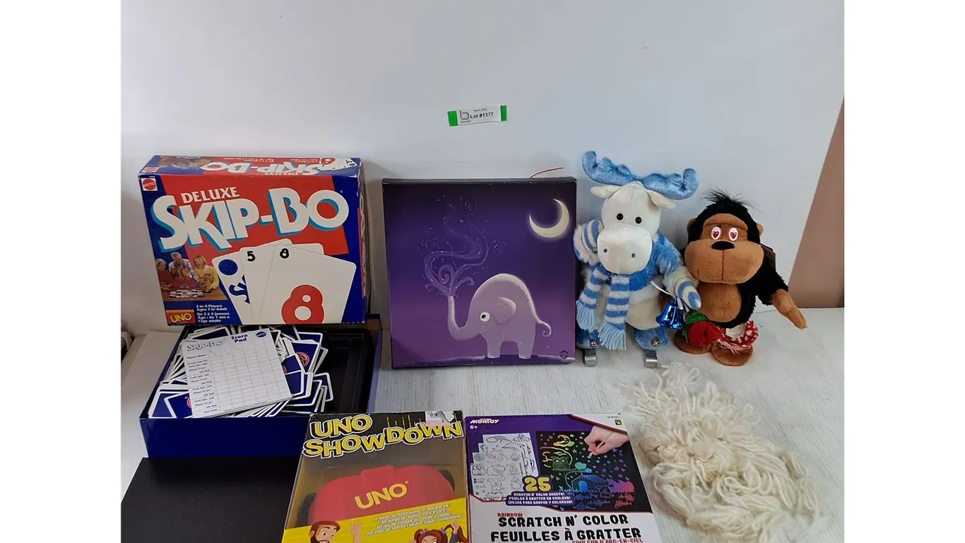 Skip-Bo Game, Unopened Showdown, Scratch & Color Sheet, (2) Toys, Elephant Painting Print