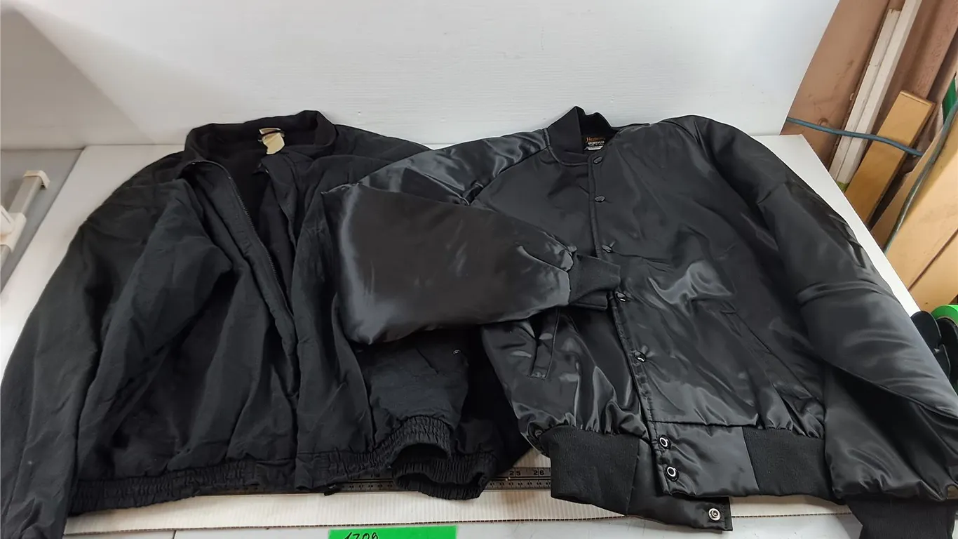 Wind Jacket & Bomber Jacket - Size L/XL