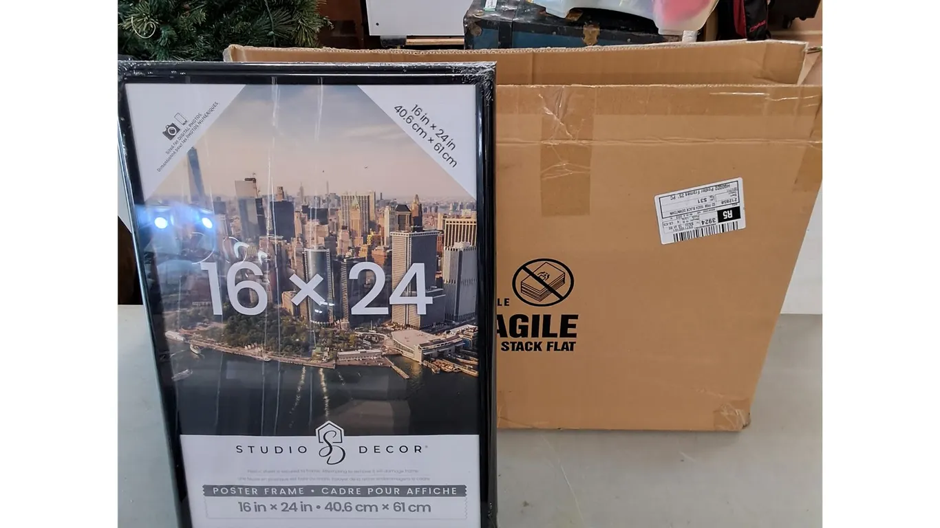 (6) Studio Decor Poster Frames - New