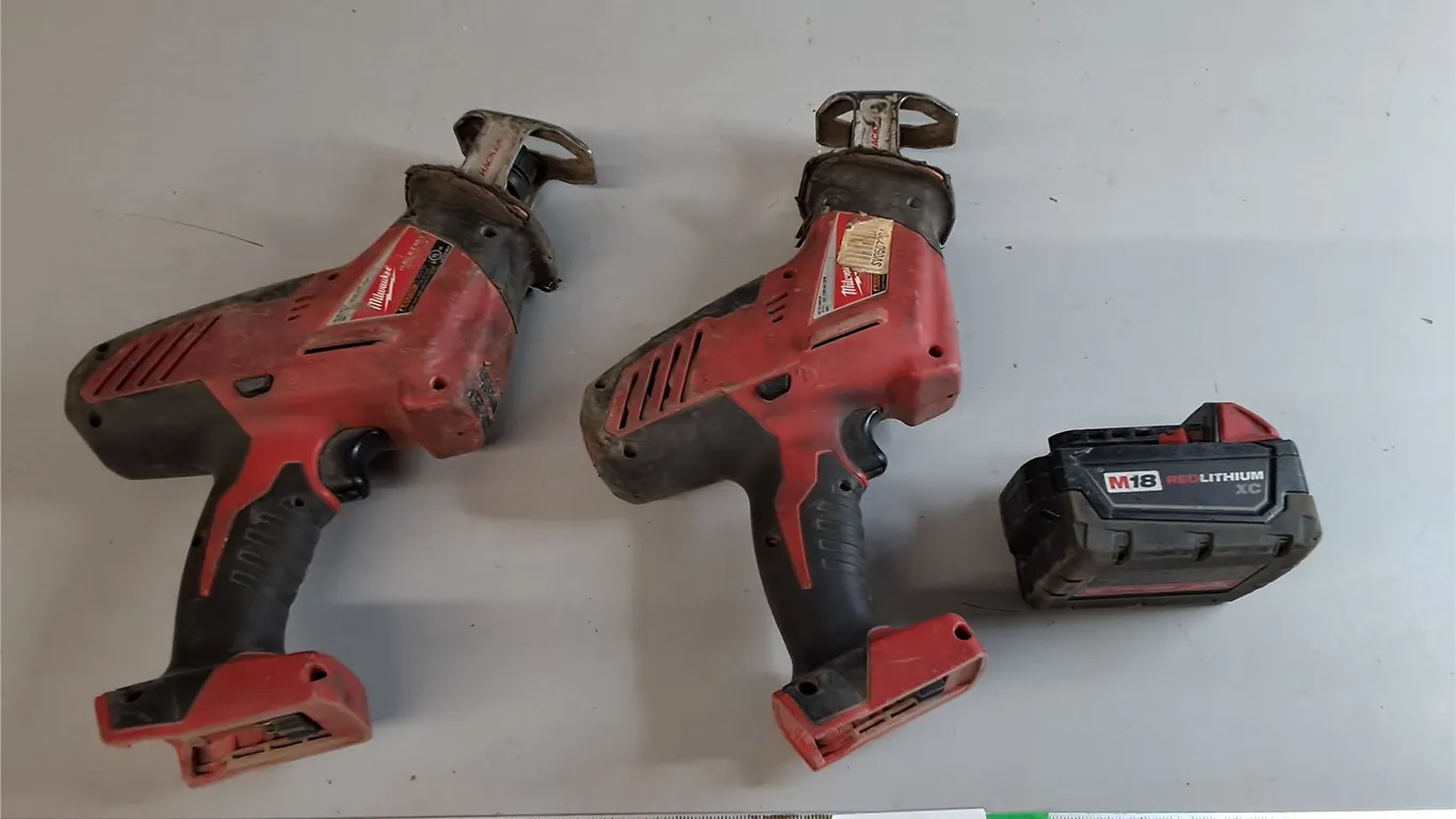 (2) Milwaukee Reciprocating Saws-One Powers on, Battery Doesn't Take Charge