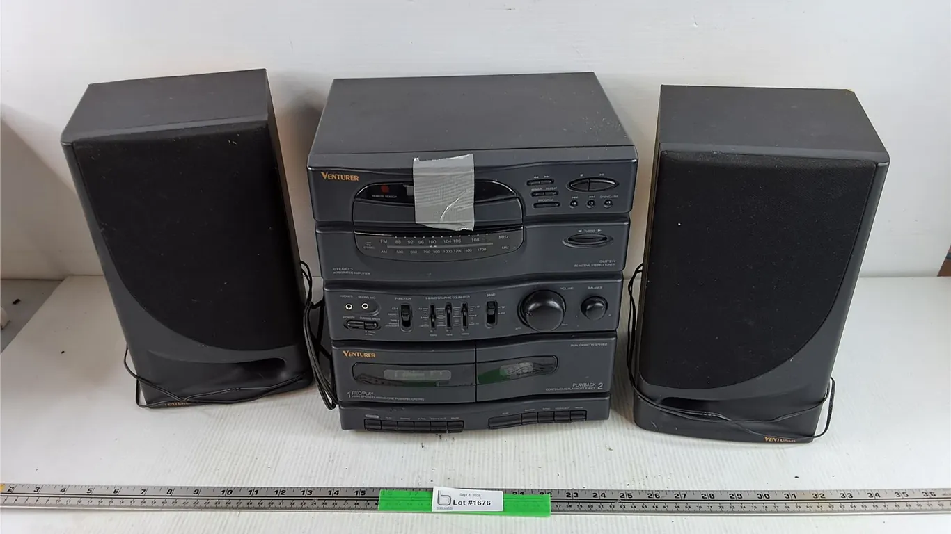 *Venturer Speakers & Stereo System - Powers On, As Is