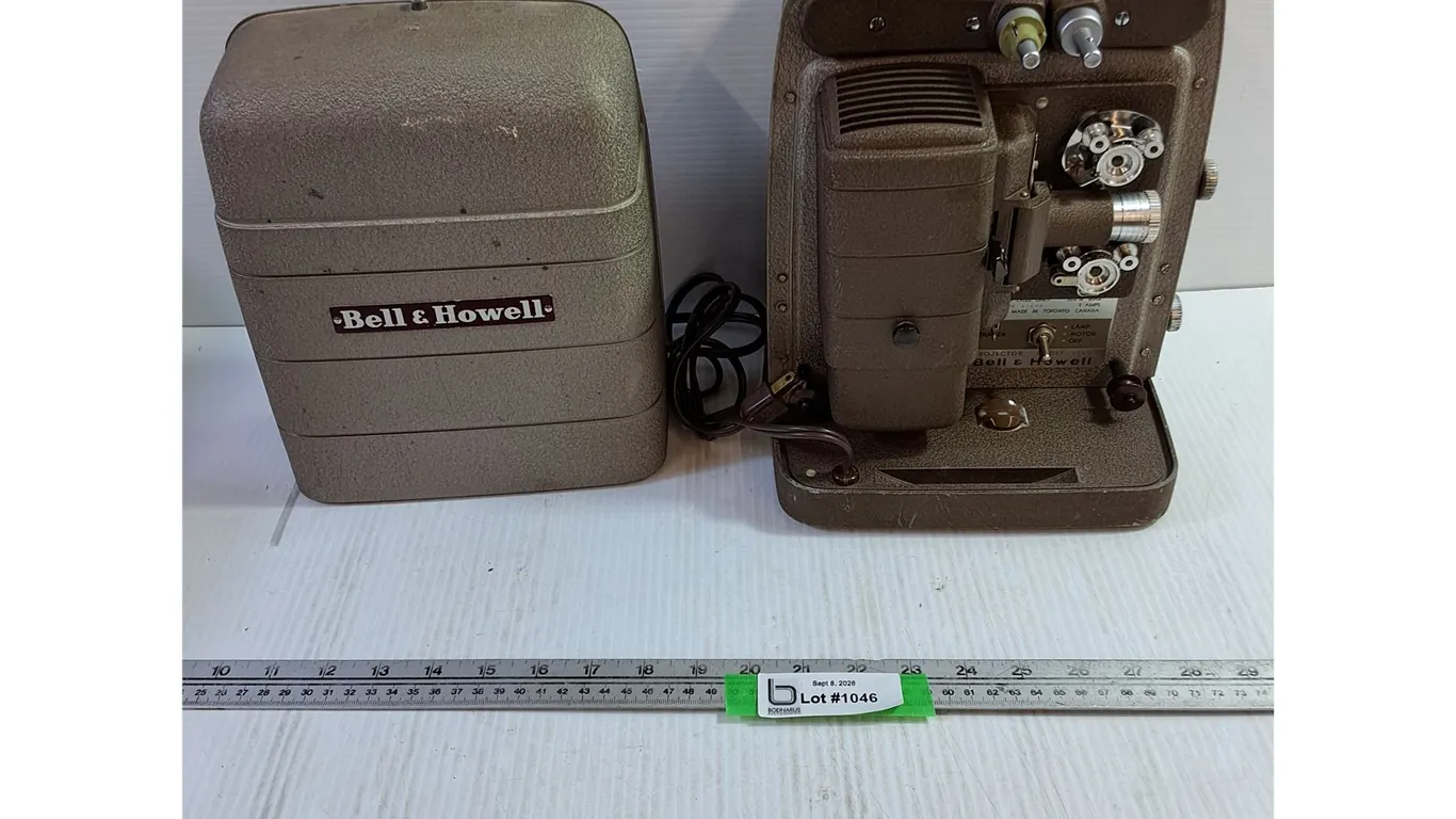 Bell & Howell Projector - Tested & Powers On