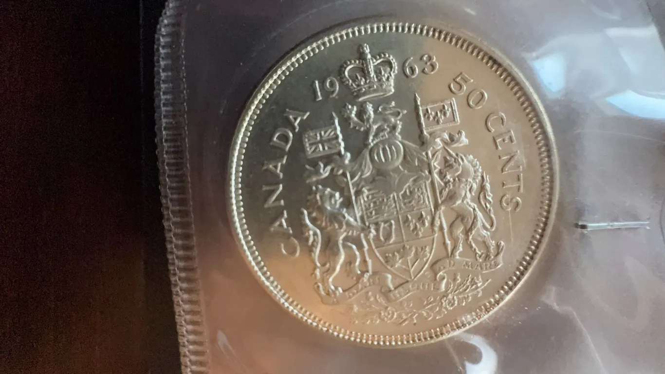 1963 Canada 50 Cents Coin, 80% Silver, 11.66g