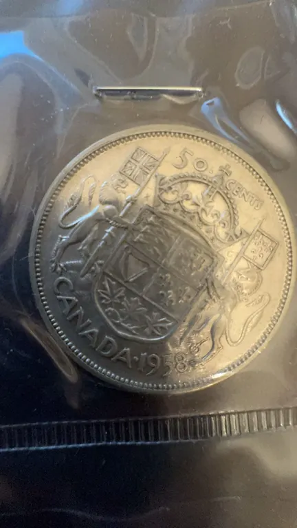 1958 Canada 50 Cent Coin, 80% Silver, 0.3 Troy Oz Pure, 11.66g