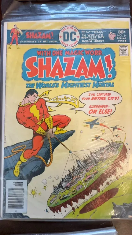 Shazam! #24 DC Comic Book (30 Cent, 1976)
