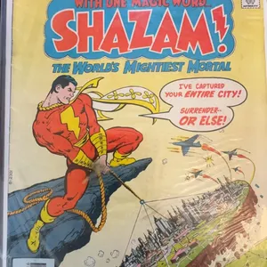 Shazam! #24 DC Comic Book (30 Cent, 1976)