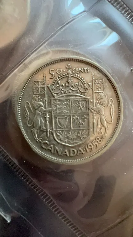 1958 Canada 50 Cents Coin 80% Silver, 11.66g