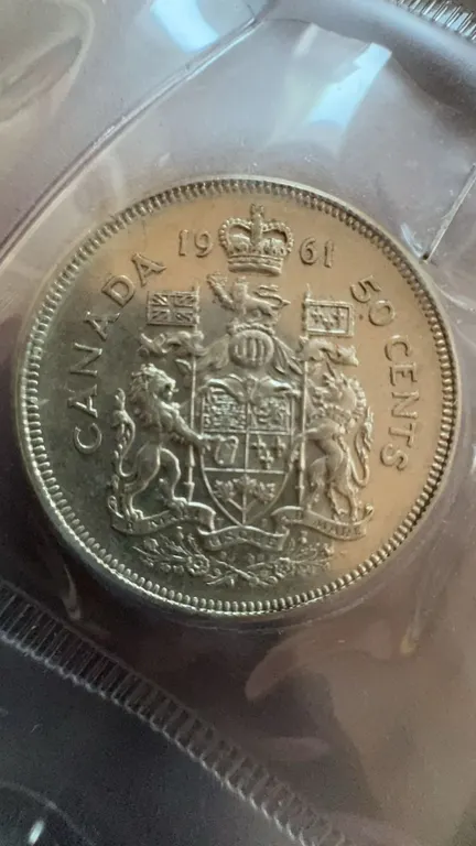 1961 Canada 50 Cents Coin, 80% Silver, 11.66g