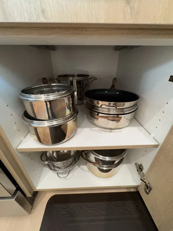 Stainless Steel Cookware Set with Lids and Colander