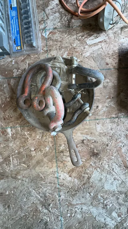Heavy Duty Shackles and Cast Iron Pan