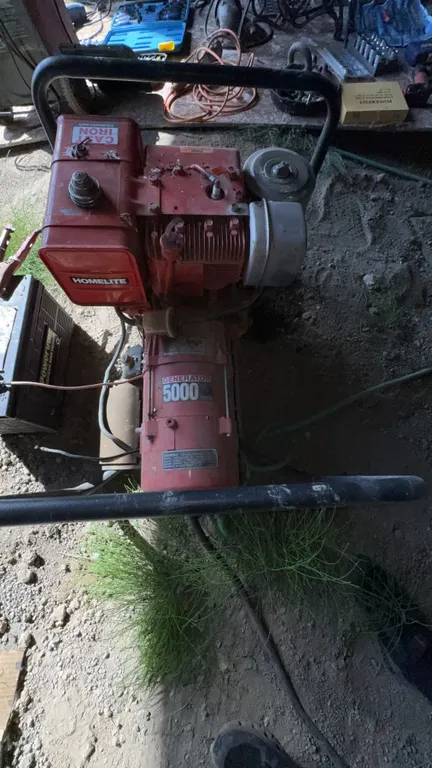 Homelite 11HP Generator 5000 Watt Model LRE5