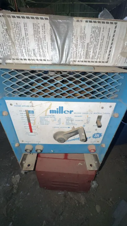 Miller Thunderbolt Welder 230V