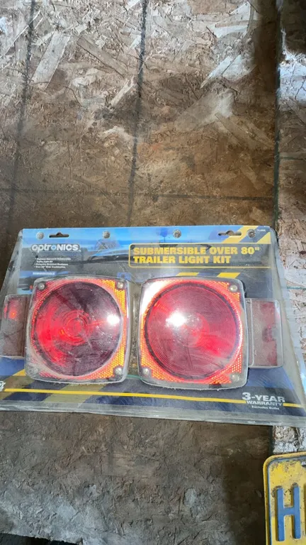 Optronics Submersible Over 80" Trailer Light Kit