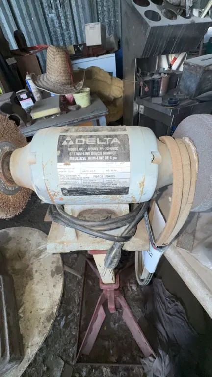 Delta Model 23-580 Bench Grinder on Stand
