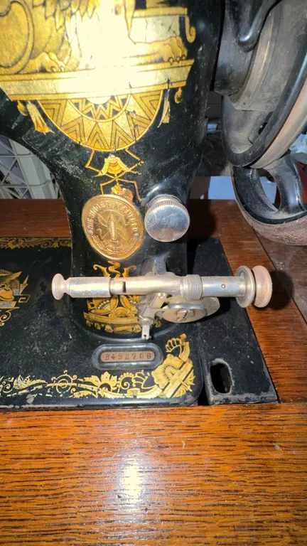 Singer Treadle Sewing Machine with Oak Cabinet and Drawers