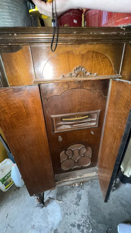 Victor Radio Wood Cabinet Floor Model