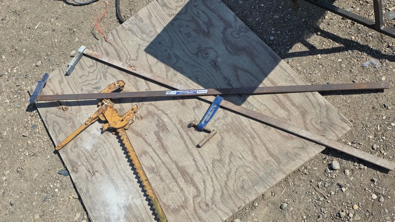Lot of clamps- record speed clamps