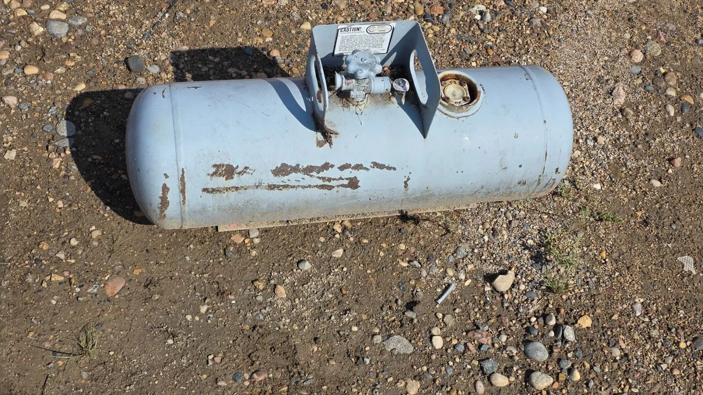 Air tank