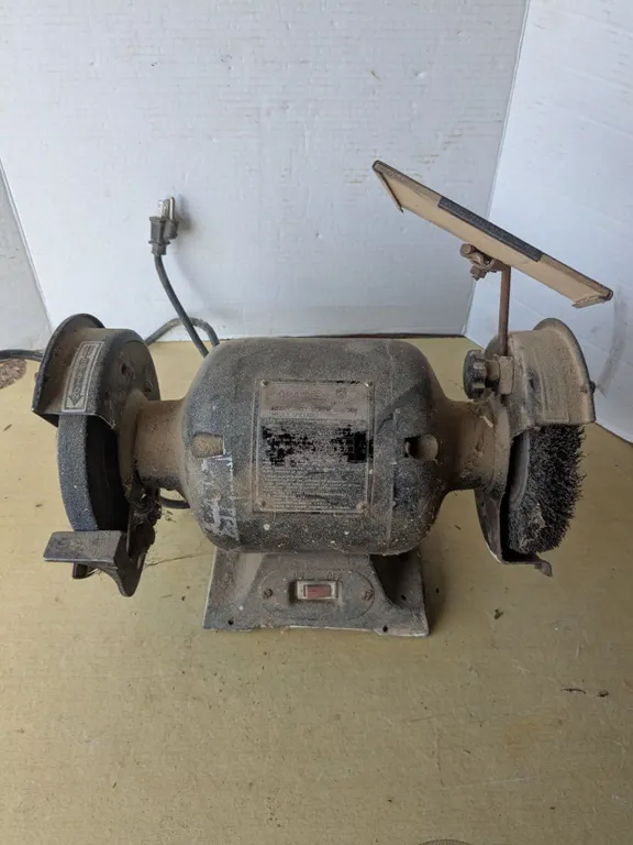 Heavy duty bench grinder