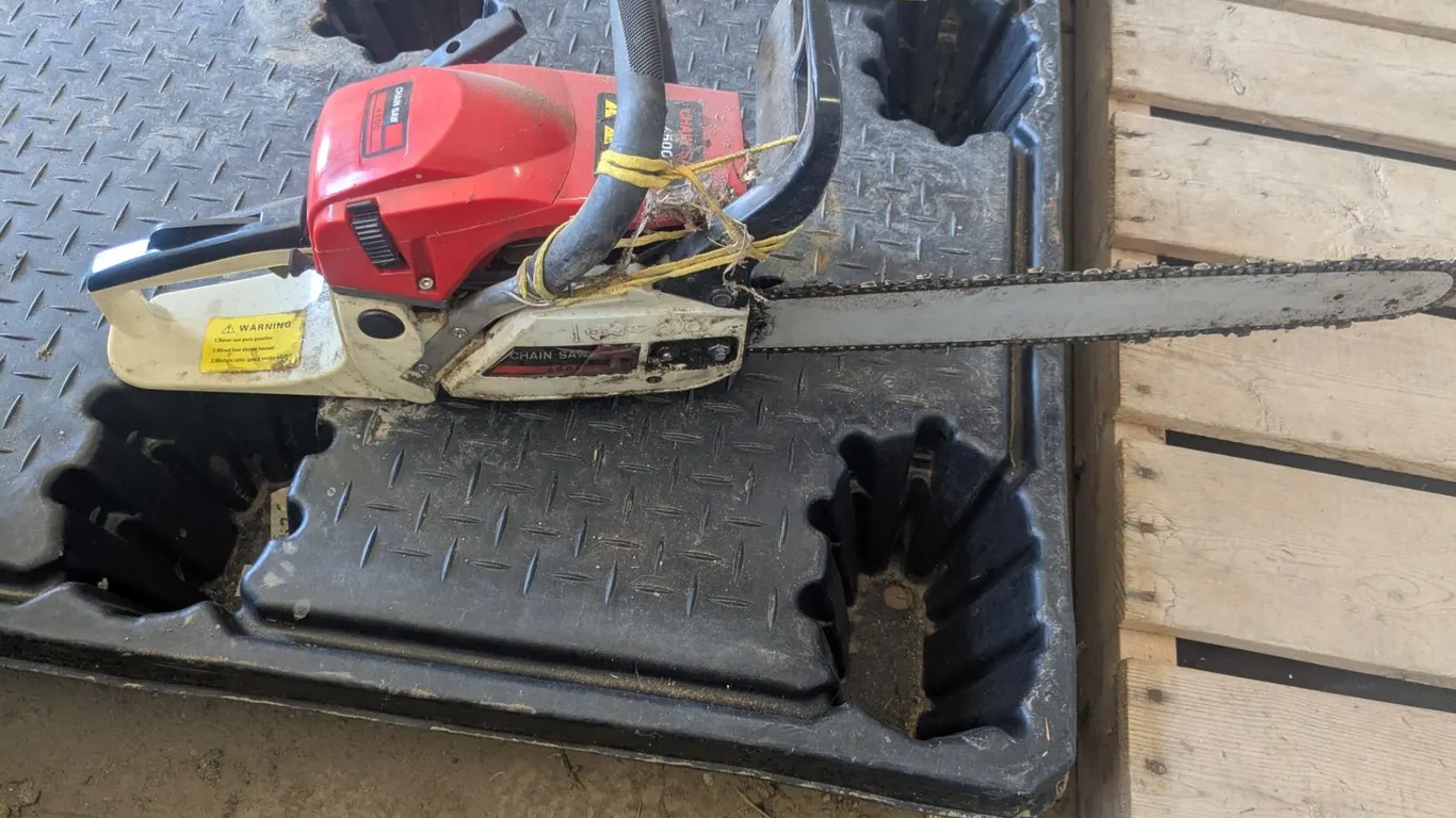 45cc, 18" chainsaw, untested-good compression