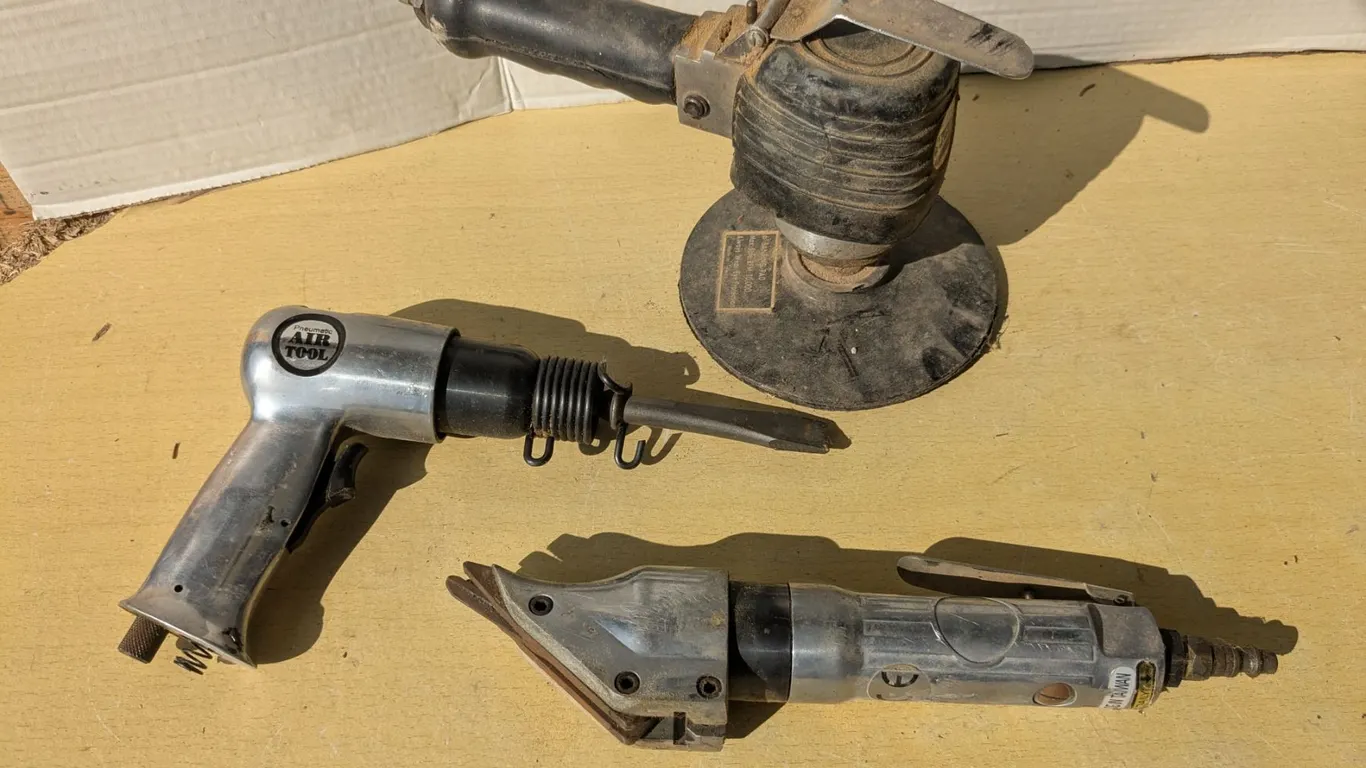 Air tools- Nibbler, chisel, sander