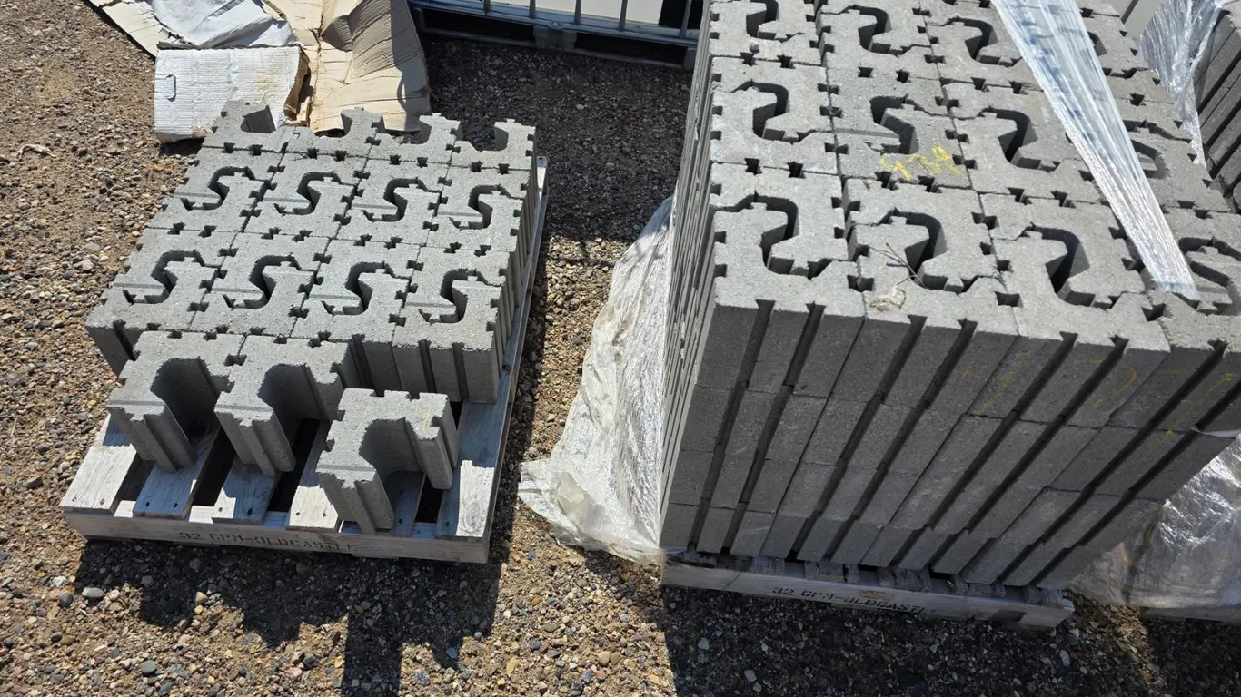 Pallet of stone blocks- for retaining wall