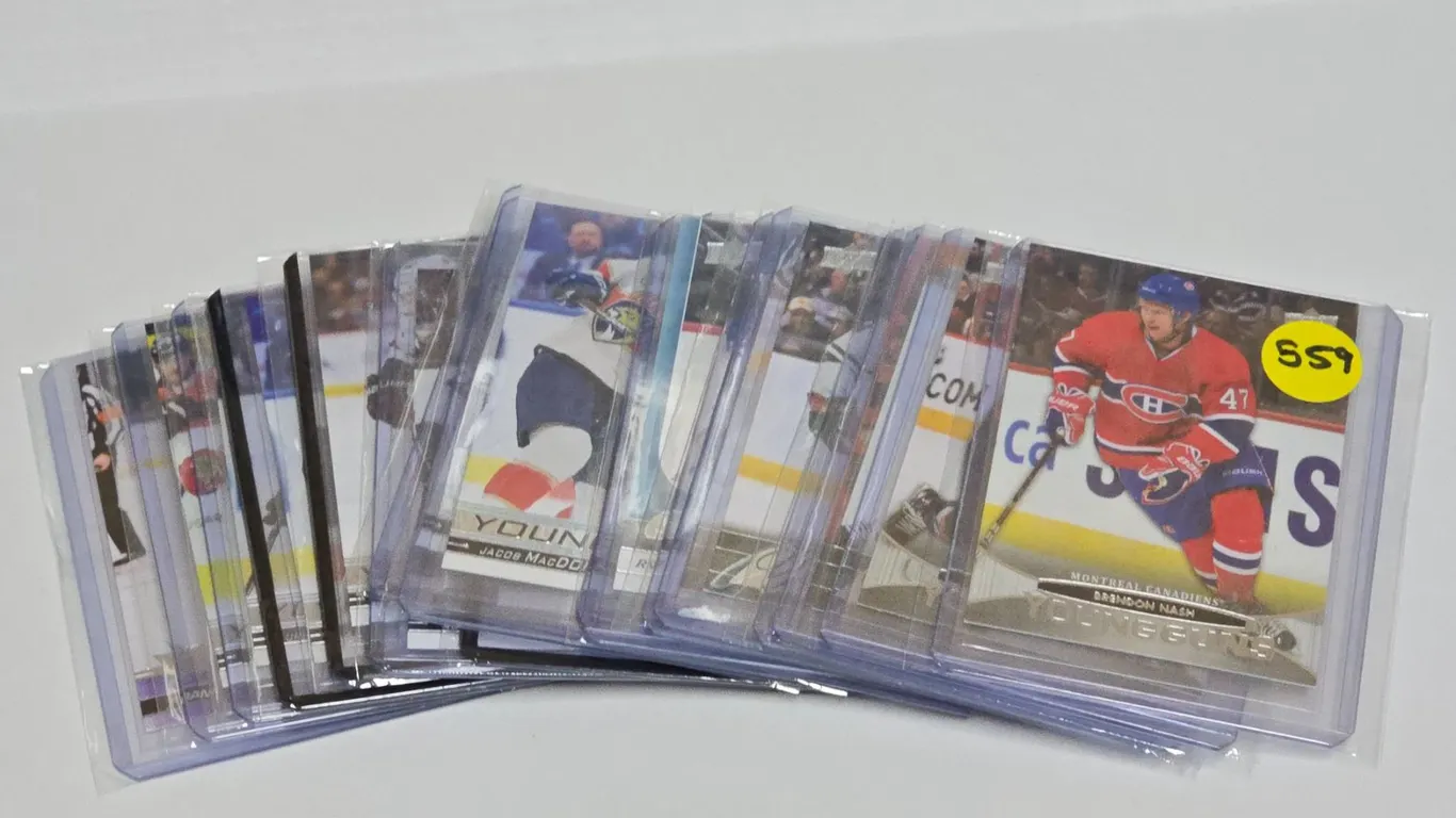 (18) Upper Deck Young Guns Cards