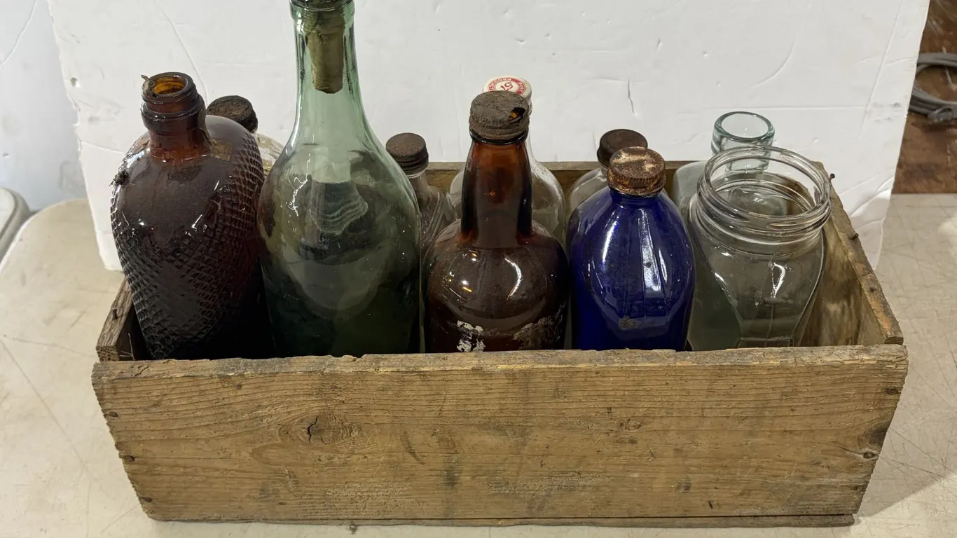 S.R. Crate w/ Lot of Vintage Glass Bottles inc. Cobalt