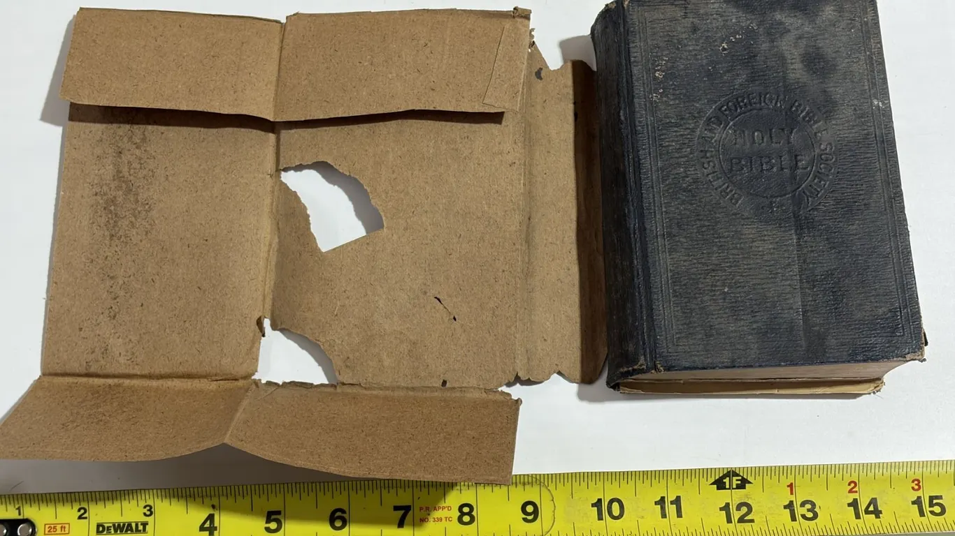 1902 Holy Bible