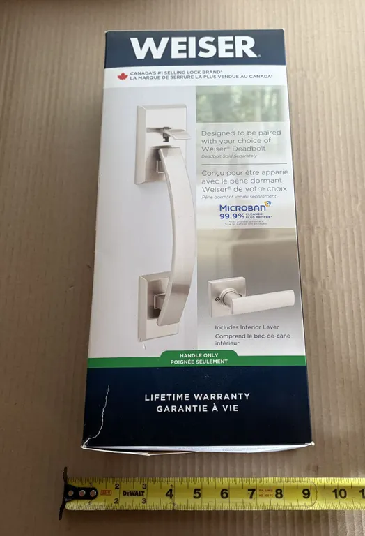 Weiser Door Handle. (New)