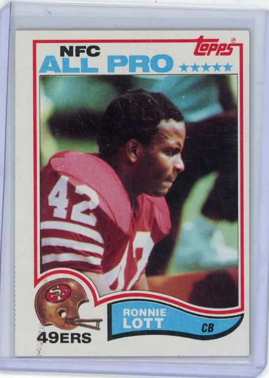 1982 Topps RONNIE LOTT Rookie Card #486