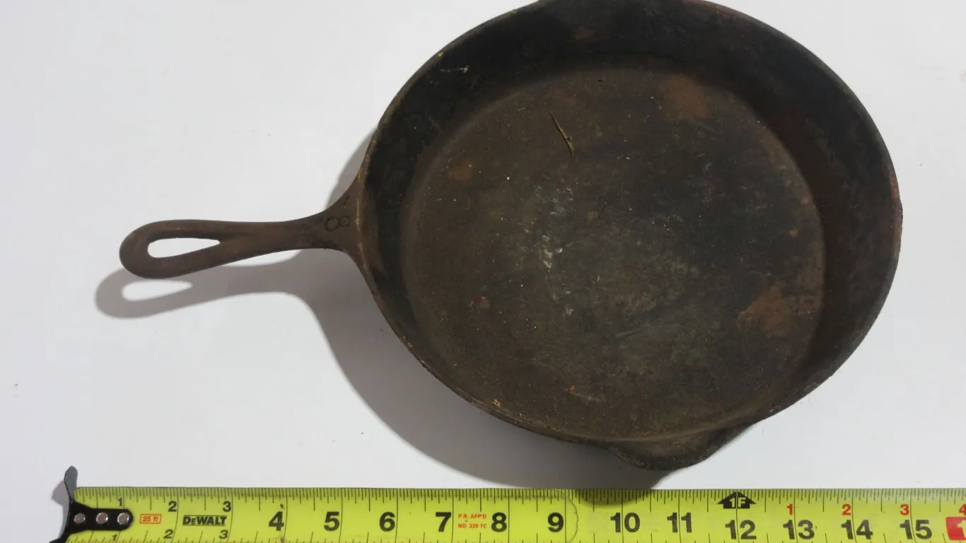 “Diamond G” Brockville ON Cast Iron Frying Pan