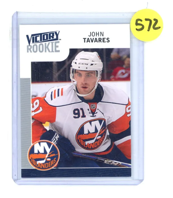 2009-10 UD Series 2 JOHN TAVARES Victory Rookie Card #318