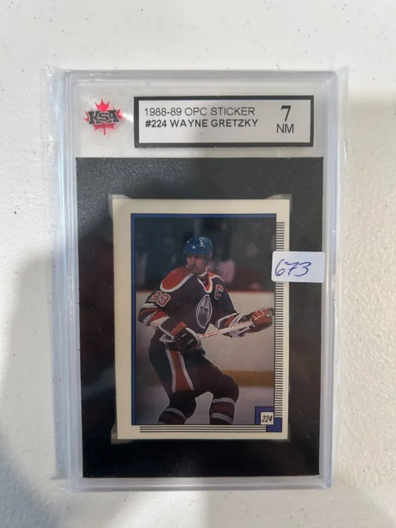 Wayne Gretzky - 1988-89 Sticker - Graded Near Mint