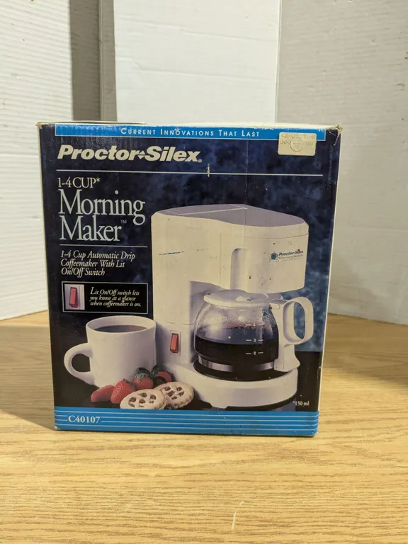 4-Cup Coffee Maker – Works