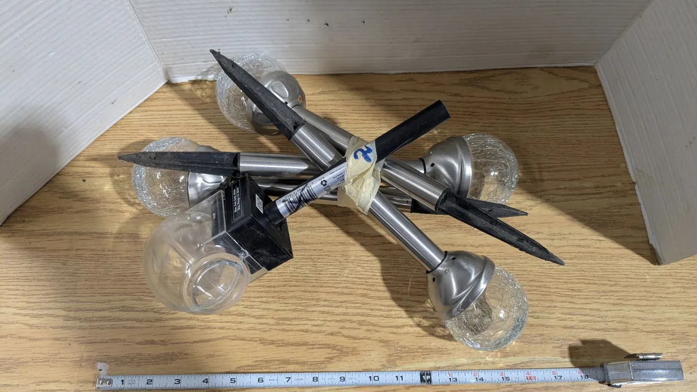 (4) Solar Lights