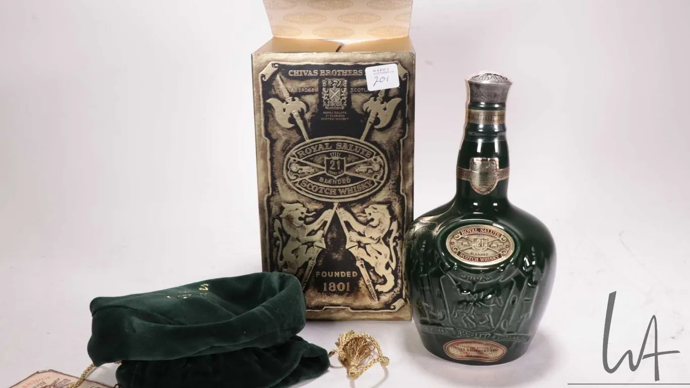 Royal Salute/ Blended Scotch Whisky/ 21 Years Old / 700ml/ 40% ABV Note: Alcohol cannot be insured