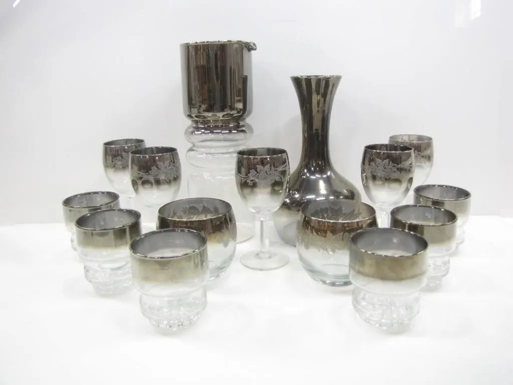 MID CENTURY MODERN SILVER FADE GLASS SERVING SET