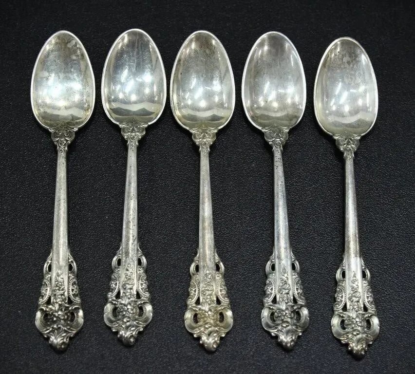 5 STERLING FLORAL REPOUSSE DEMITASSE SPOONS 70g