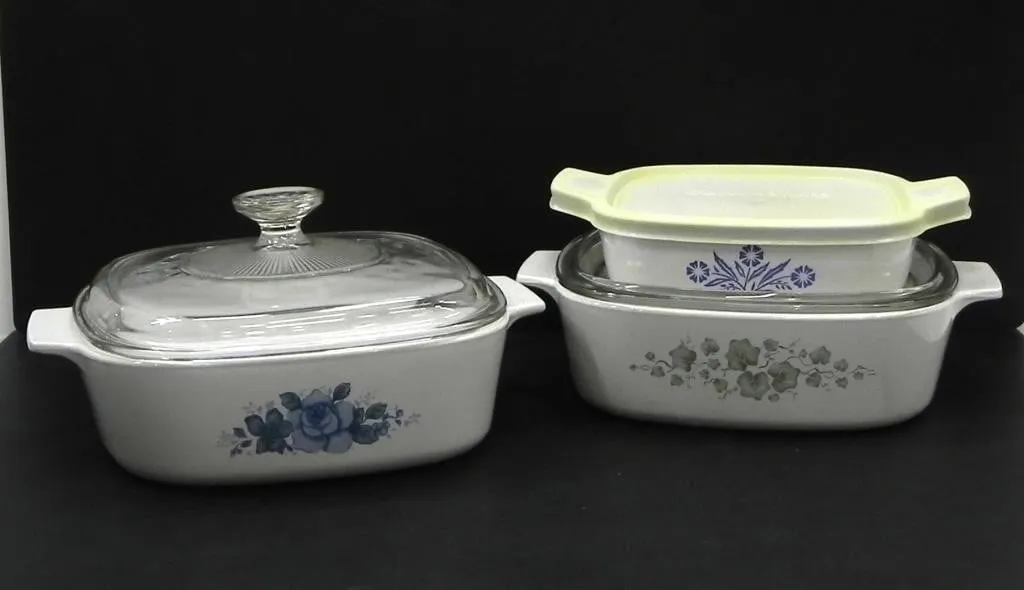 SQUARE CORNING WARE BAKING CASSEROLE DISHES