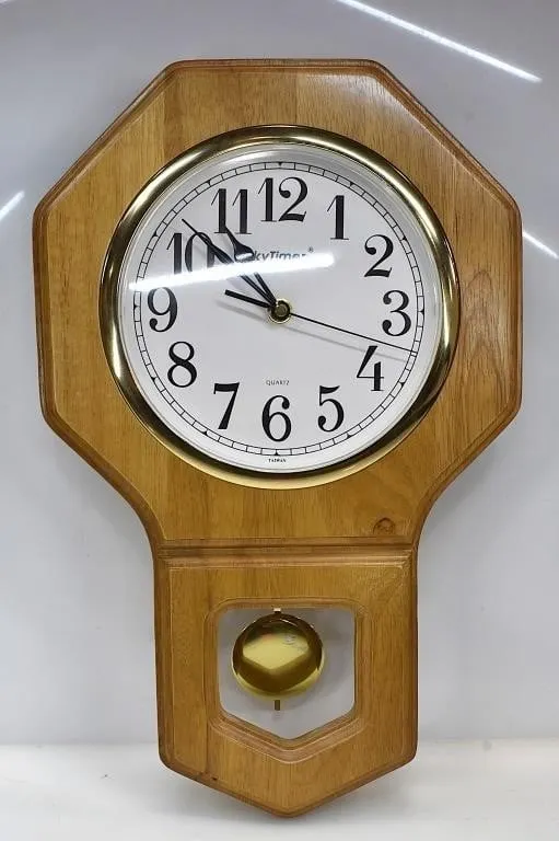 SKYTIMER QUARTZ WALL CLOCK