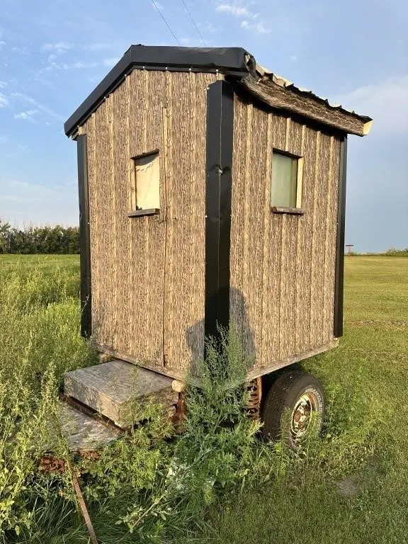 SHOP MADE DEER STAND ON TRAILER