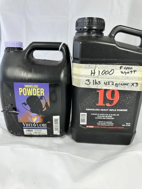 2 CONTAINERS SMOKELESS POWDER EACH 1/4 FULL